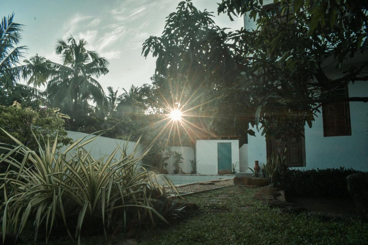 Casa Gitano Hotel Ahangama Bagian luar foto